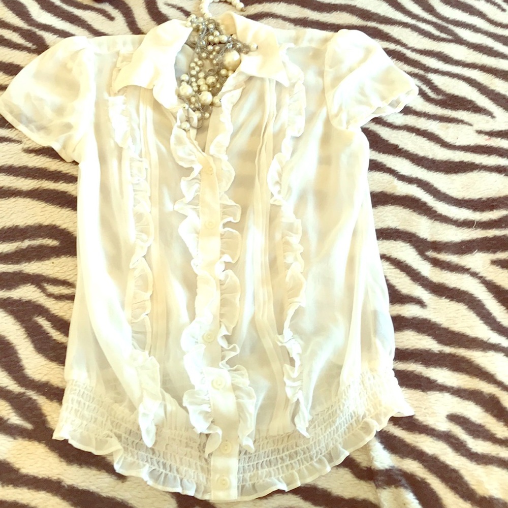 🎈$3 if bundled Beautiful feminine adorable.